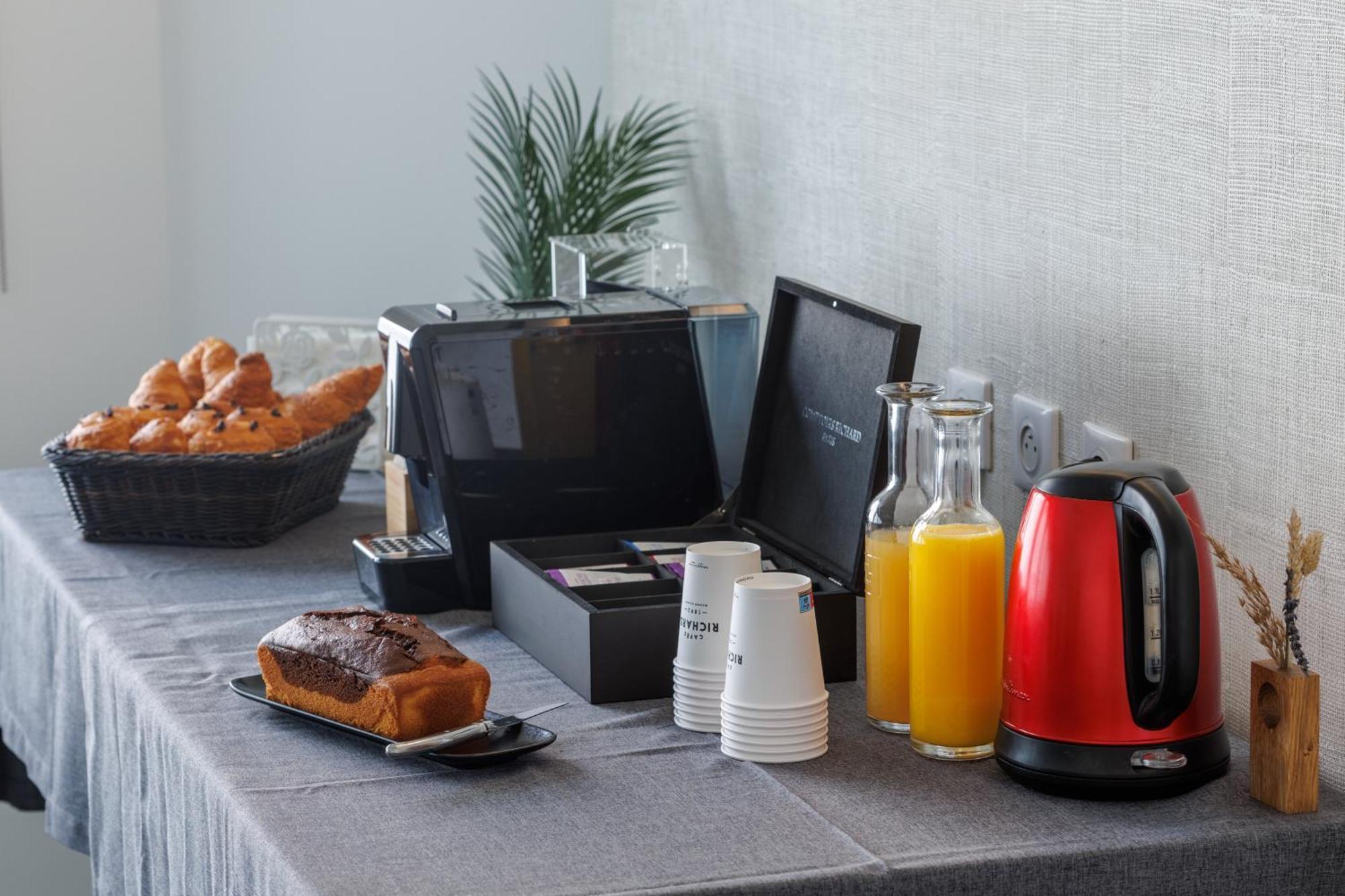 The Originals Boutique, Hotel Le Pariou, Иссуар Экстерьер фото